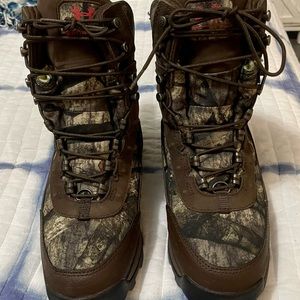 Under Armour Brow tine scent control Gore Tex hunting/hiking boots